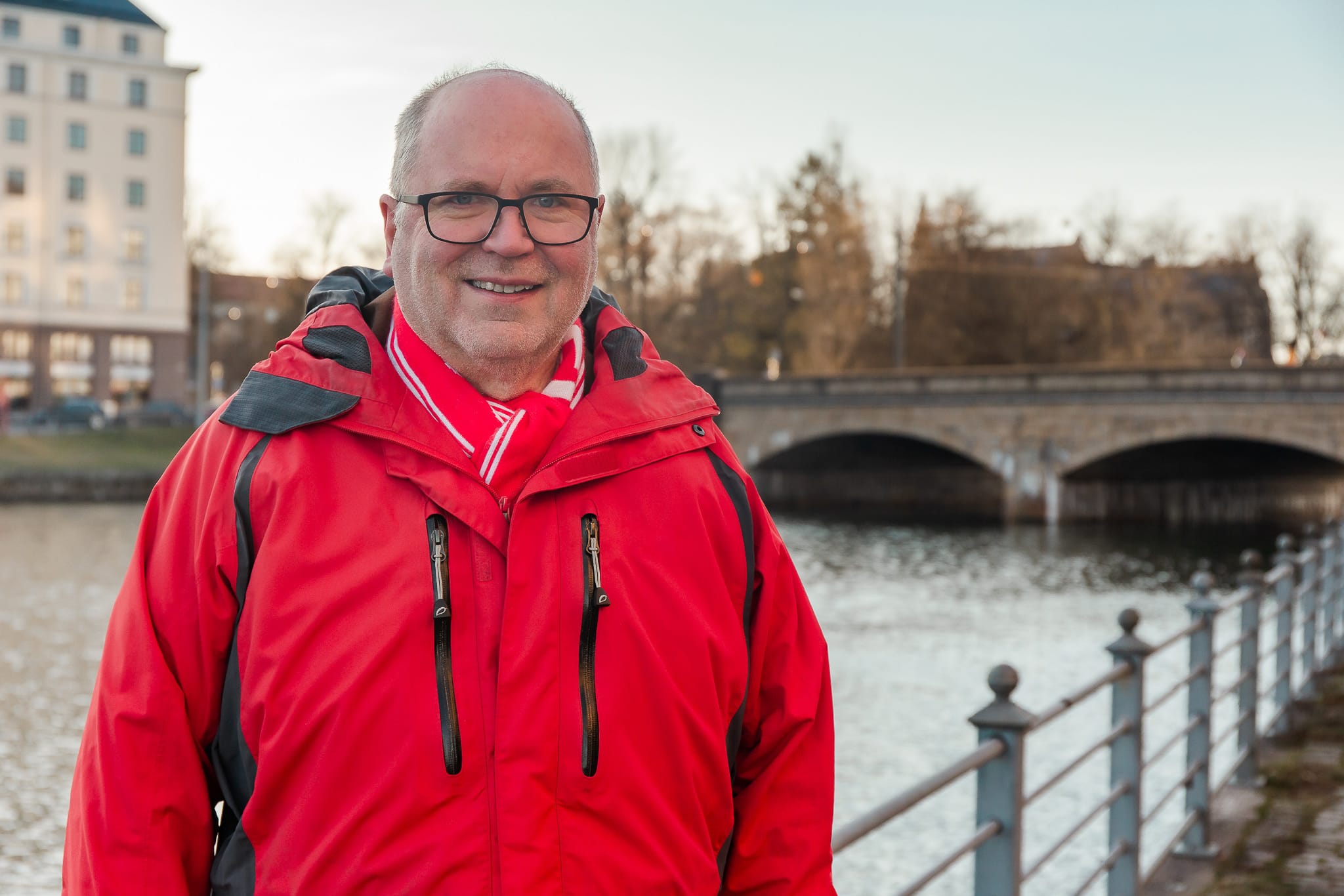 Outdoor portrait of the famous politician Eero Heinäluoma